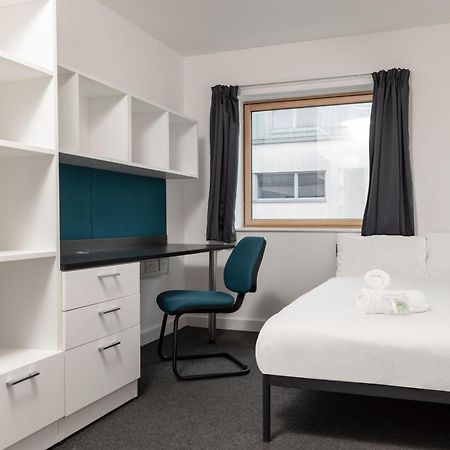 Aparthotel Wenlock Court à Luton  Extérieur photo