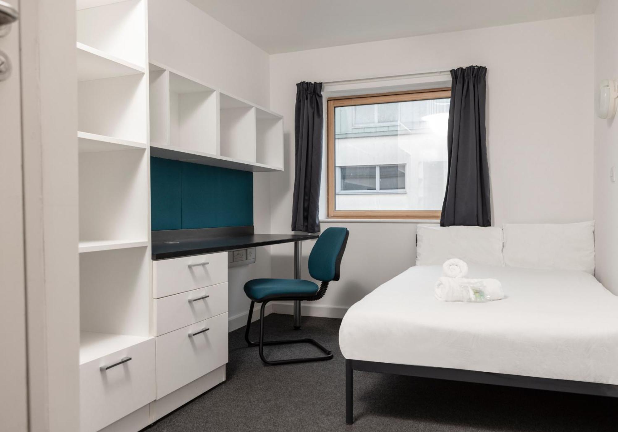 Aparthotel Wenlock Court à Luton  Extérieur photo